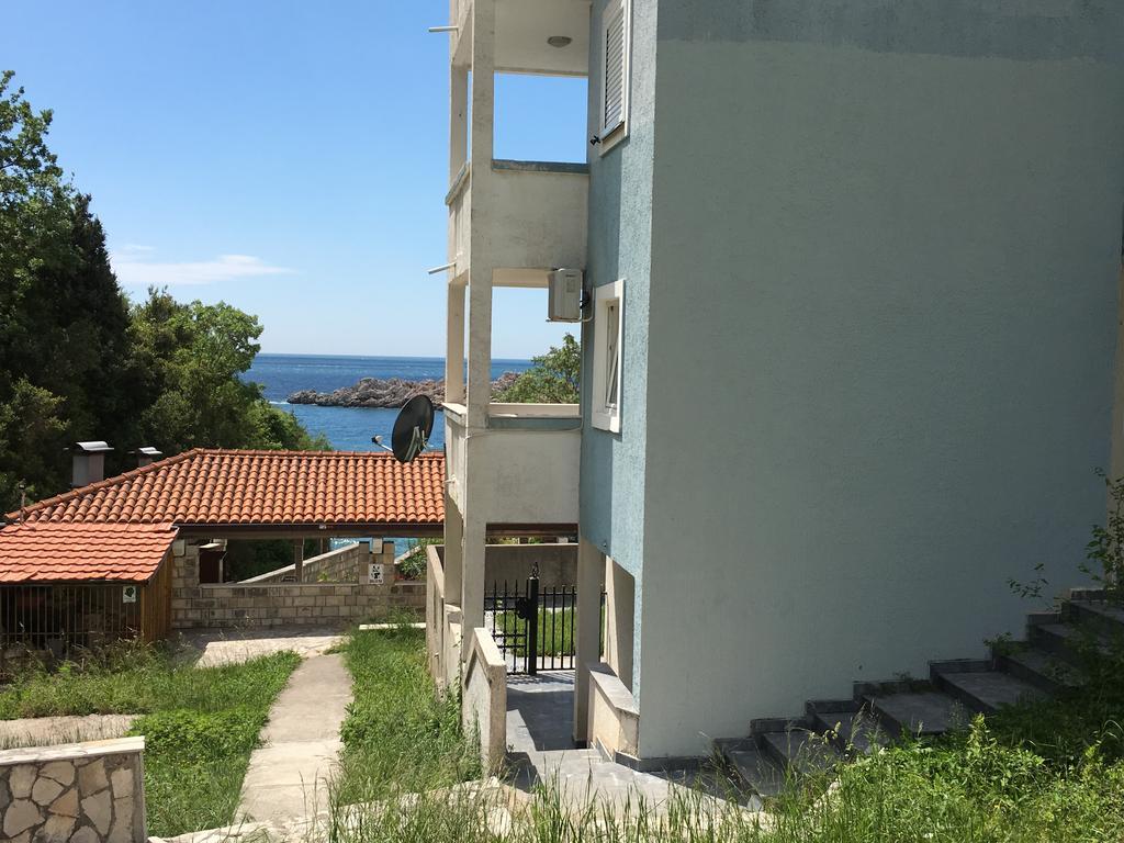 Apartment San Stefan スヴェティ・ステファン エクステリア 写真