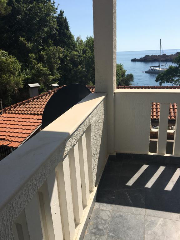 Apartment San Stefan スヴェティ・ステファン エクステリア 写真